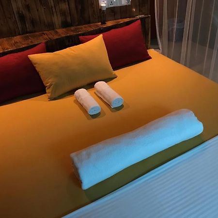 La Pinchi " Pinchi'S Bed " Hotell Gampola Eksteriør bilde