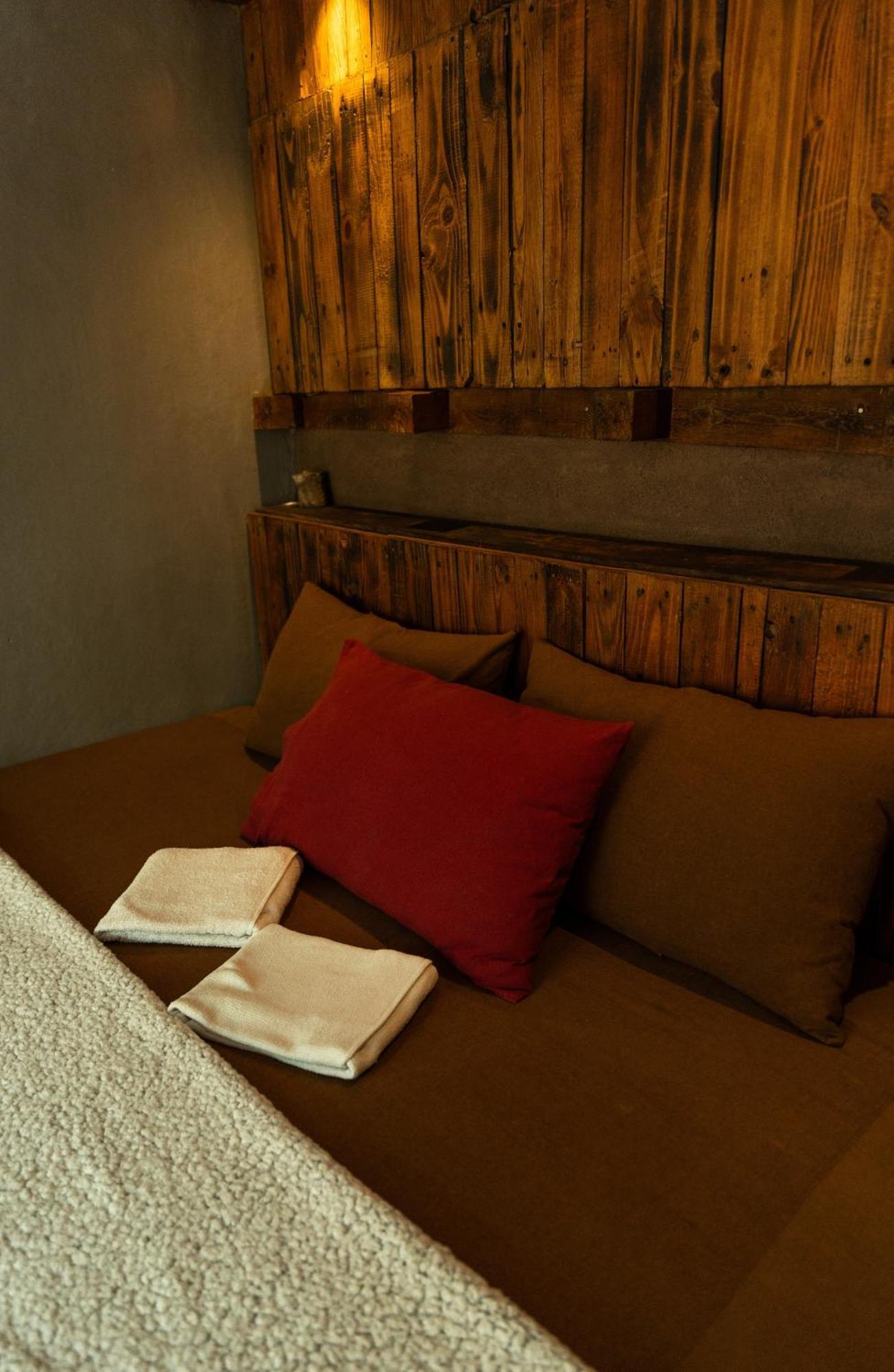 La Pinchi " Pinchi'S Bed " Hotell Gampola Eksteriør bilde